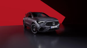 Značka Mercedes-AMG výrazne vylepšila vrcholný model rodiny kompaktných vysokovýkonných vozidiel SUV