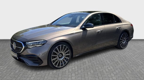 E 220 d 4MATIC sedan