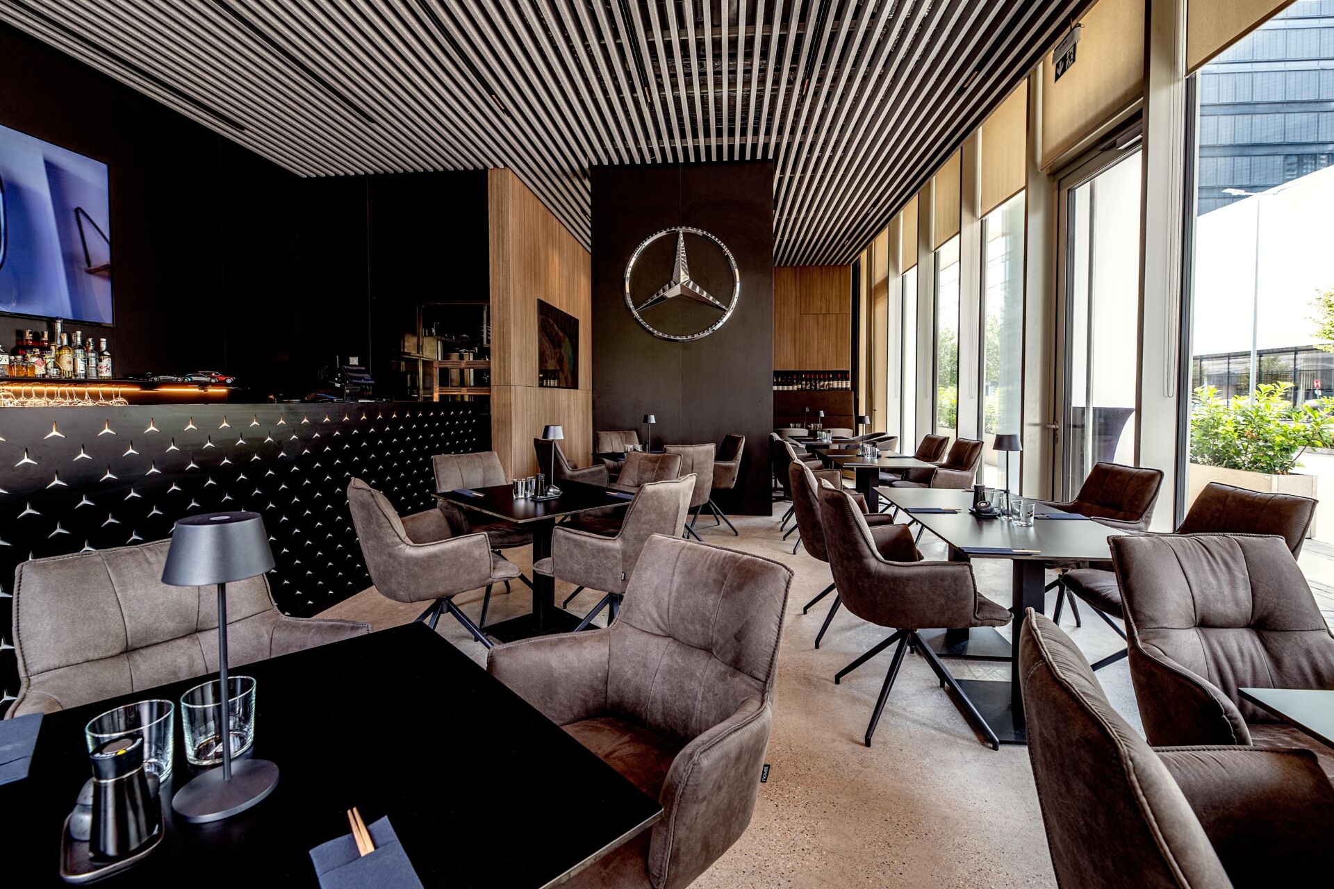 MB Panónska Cafe & Sushi by Mercedes-Benz: Luxusný zážitok pre každého