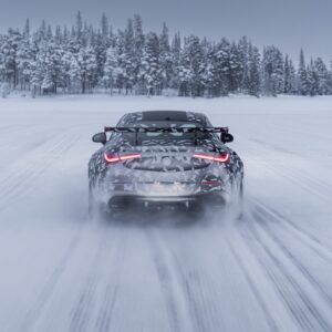 Nekompromisný model AMG začína testovanie v chladnom počasí vo Švédsku Nekompromisný model AMG začína testovanie v chladnom počasí vo Švédsku