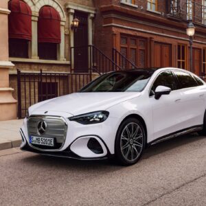 Nanovo definuje segment: Nový elektrický Mercedes-Benz Triedy C je možné objednať
