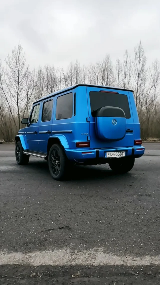 Zrýchlenie elektrickej Triedy G ťa kopne len tak že: "Bing-bop-boom-boom-boom-bop-bam" ⚡️
Príď si vyskúšať neopísateľný zážitok z jazdy Triedy G 580 s EQ Technológiou do nášho showroomu! 

Ak sa ti video páčilo, nezabudni dať Like a Follow! 😉