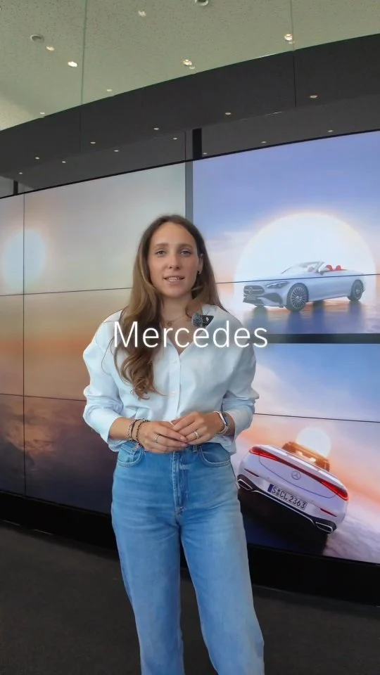 💭Vedeli ste o tom? Dajte nám vedieť do komentárov....
.
Vedeli ste, že Mercedes-Benz S-Class (W126) - bol prvým sériovým modelom, ktorý mali airbag priamo vo volante už v roku 1981? 
Bezpečnosť na prvom mieste 🛡️✨
.
.
.
.
.
Mercedes volant 1980...
Airbag 
.

#mercedes #amg #mbp #edunex #mbpanonska #benz #zaujimavosti #czsk #mercedessteeringwheel #cars #carnews #w126 #oldmercedes