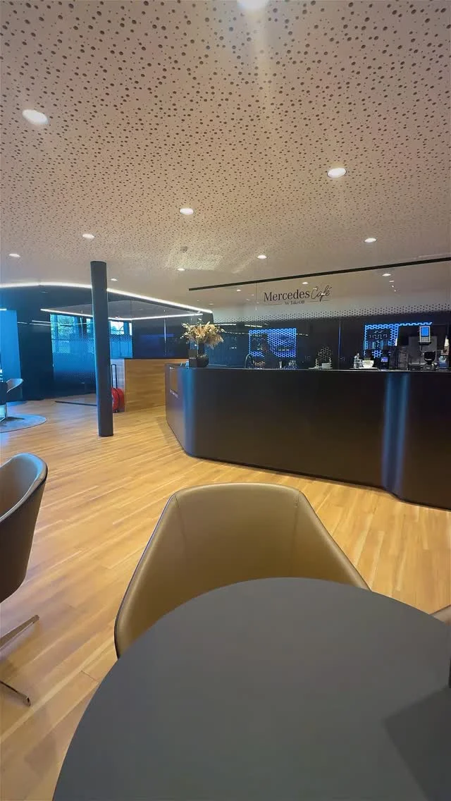 ☕️Pozývame Vás vyskúšať našu kaviareň Mercedes-Café by TakeOff ☕️
Únik od reality pri dobrej káve v priestoroch butikového showroomu MB Panónska. 
.
.
.
.
.
.
.
.
.
.
.
.
Mercedes kaviareň - MB Panónska - kaviareň - coffee - káva - Mercedes cafee
.
.
#mercedes #amg #mbp #edunex #mbpanonska #benz  #czsk  #cars 
#kaviareň #káva #coffee #mercedescoffee #coffeeshop#cojebratislava