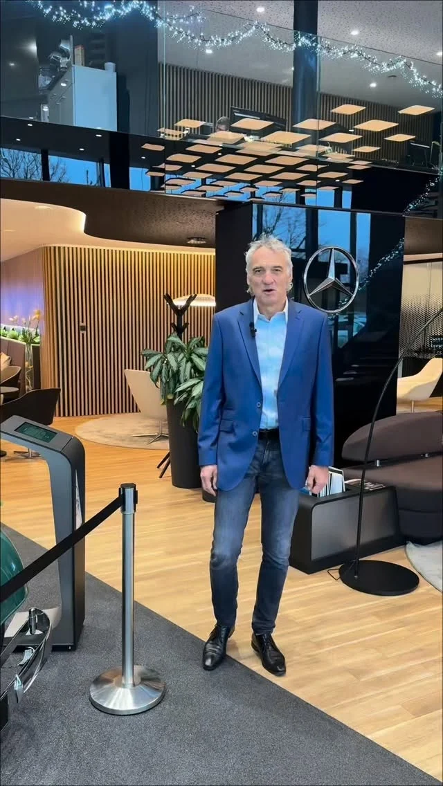 ✨ Vianoce sú o chvíľach, ktoré nás spájajú.
Ďakujeme za dôveru, podporu a spoločnú cestu počas celého roka.

Prajeme vám pokojné a radostné Vianoce plné tepla, úsmevov a bezpečných kilometrov.
🎄✨
.
.
.
.
Mercedes Vianoce MB panónska
Vianoce s MB panonska 
.
.
#mbpanonska #mercedesbenz #edunex