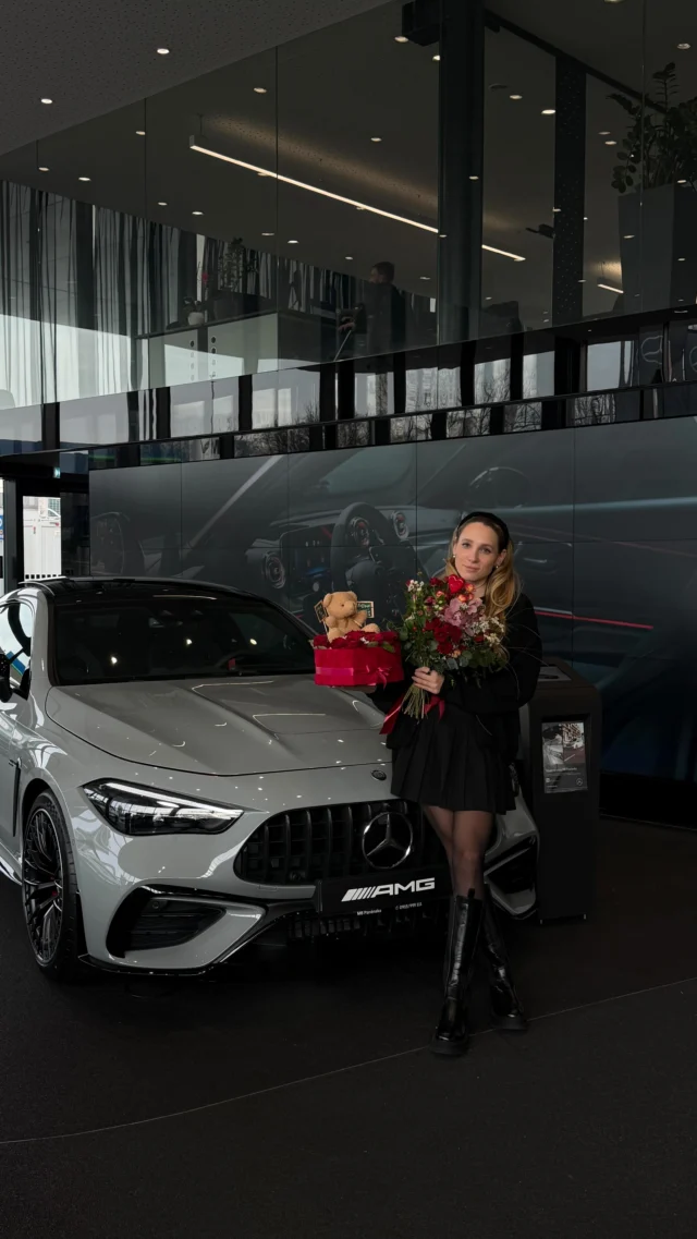 Pošlite toto video tomu, kto ešte nevie, čo vám má kúpiť na Valentína 👀🎀
Za krásne 💐 ďakujeme @kvetinova_pohotovost 😍

.

.
Valentín
darček na Valentína
luxusný darček
Mercedes
auto ako darček
romantický dar
prekvapenie
MB Panónska
prémiový zážitok
testovacia jazda

#mbpanonska #mercedesbenz #mercedes #edunex #valentin